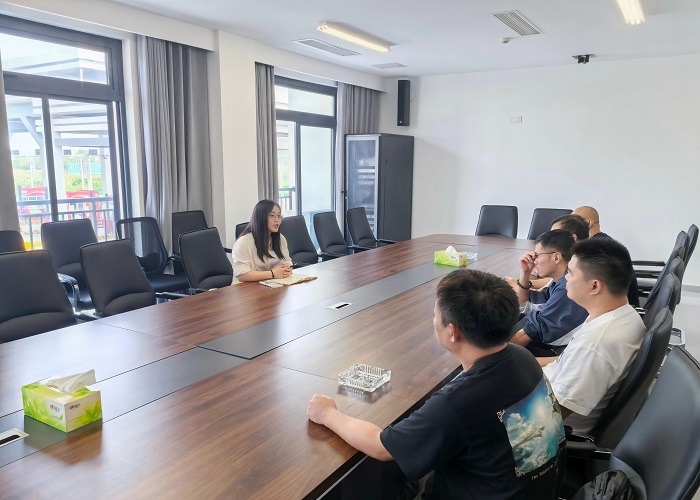 成绵管理处召开车班安全会议 (1)(1).jpg